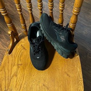 Brooks Adrenaline 19